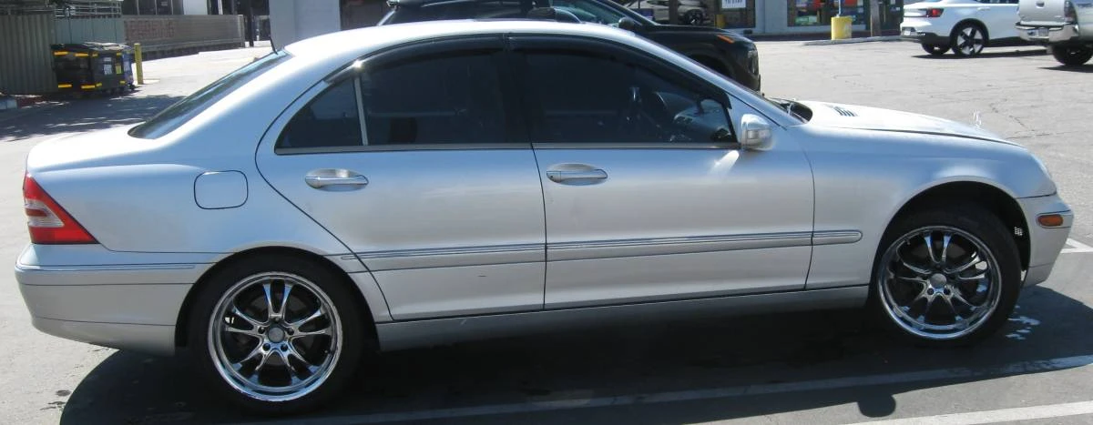 2001 Mercedes-Benz W203 C-Class - Image 4 of 19
