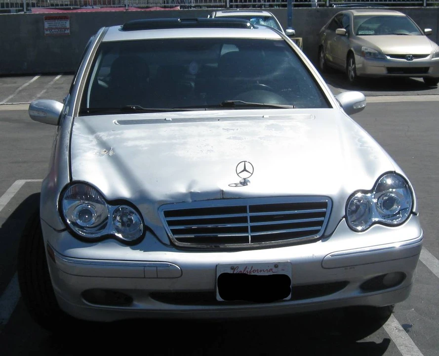 2001 Mercedes-Benz W203 C-Class - Image 6 of 19