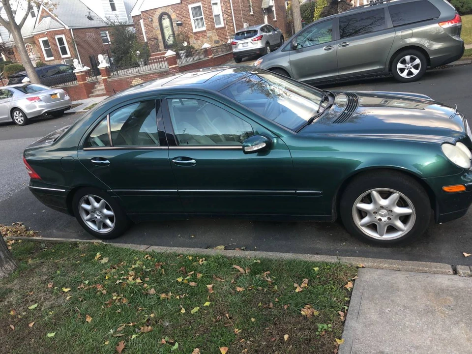 2001 Mercedes-Benz W203 C-Class - Image 2 of 13