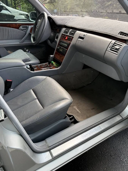 2001 Mercedes-Benz W210 E-Class - Image 4 of 15