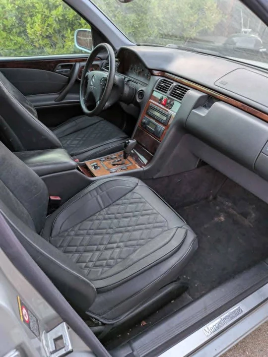 2001 Mercedes-Benz W210 E-Class - Image 14 of 22