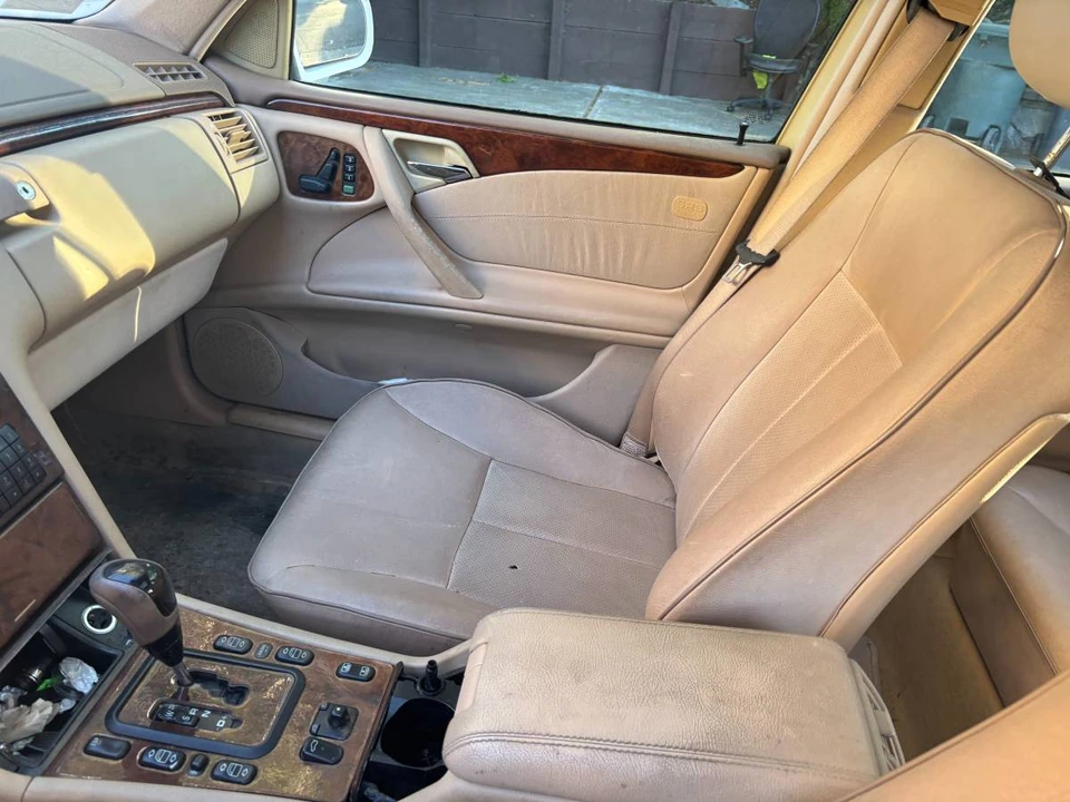 2001 Mercedes-Benz W210 E-Class - Image 13 of 16