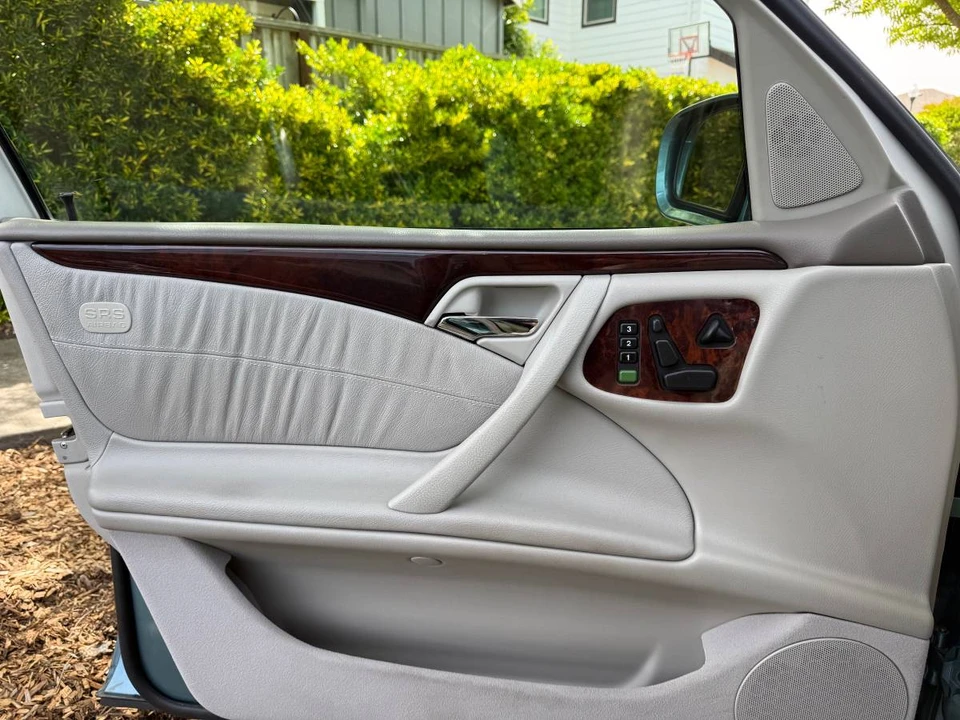 2001 Mercedes-Benz W210 E-Class - Image 16 of 16