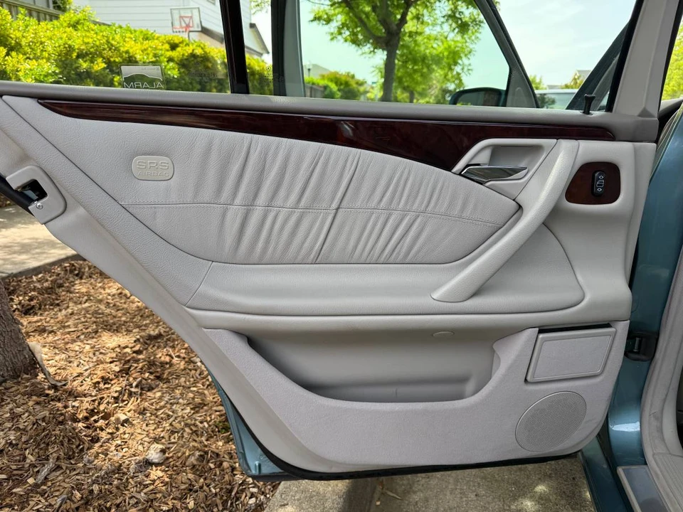 2001 Mercedes-Benz W210 E-Class - Image 10 of 16
