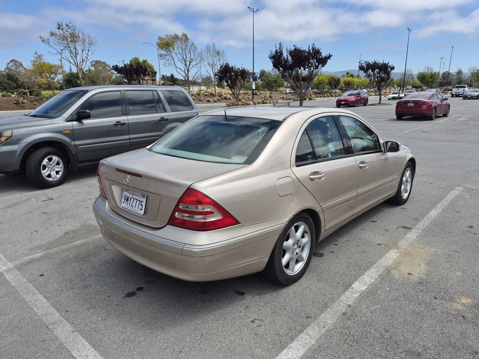 2001 Mercedes-Benz W203 C-Class - Image 5 of 11