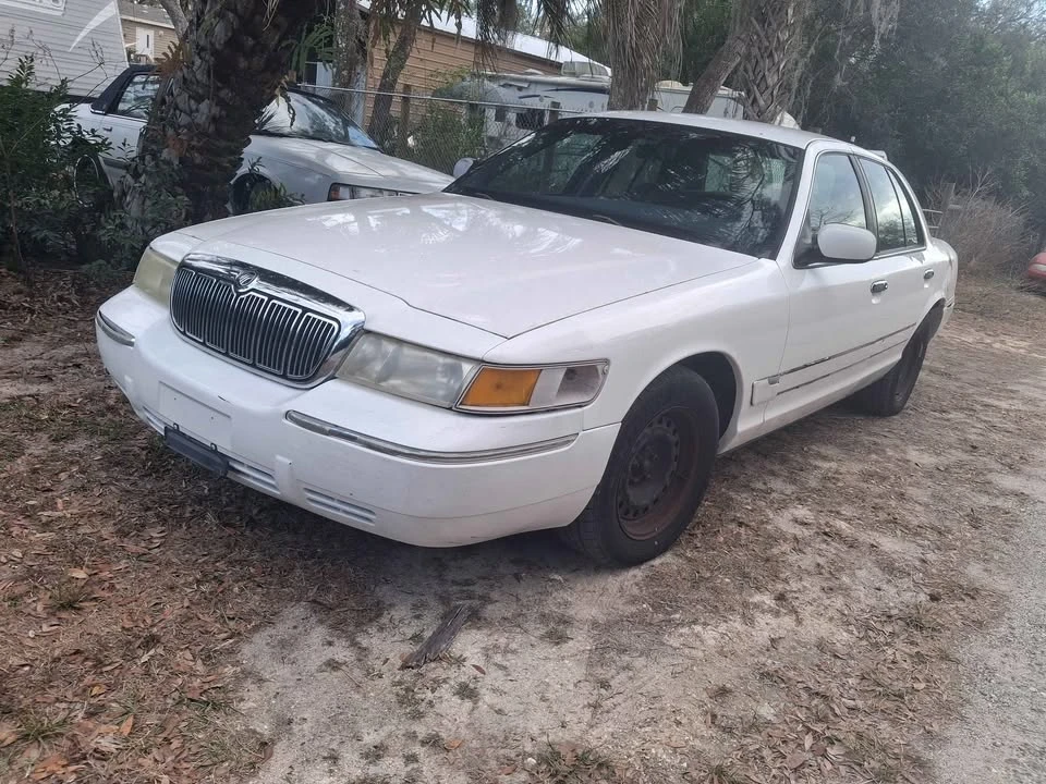 2001 Mercury Grand Marquis - Image 4 of 20