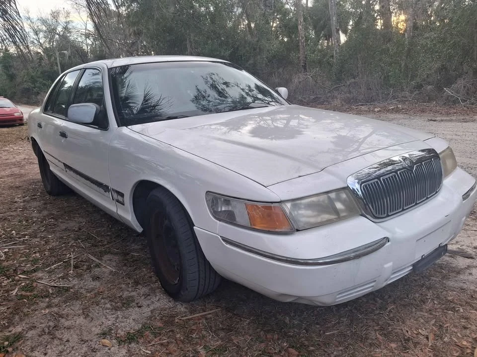 2001 Mercury Grand Marquis - Image 3 of 20
