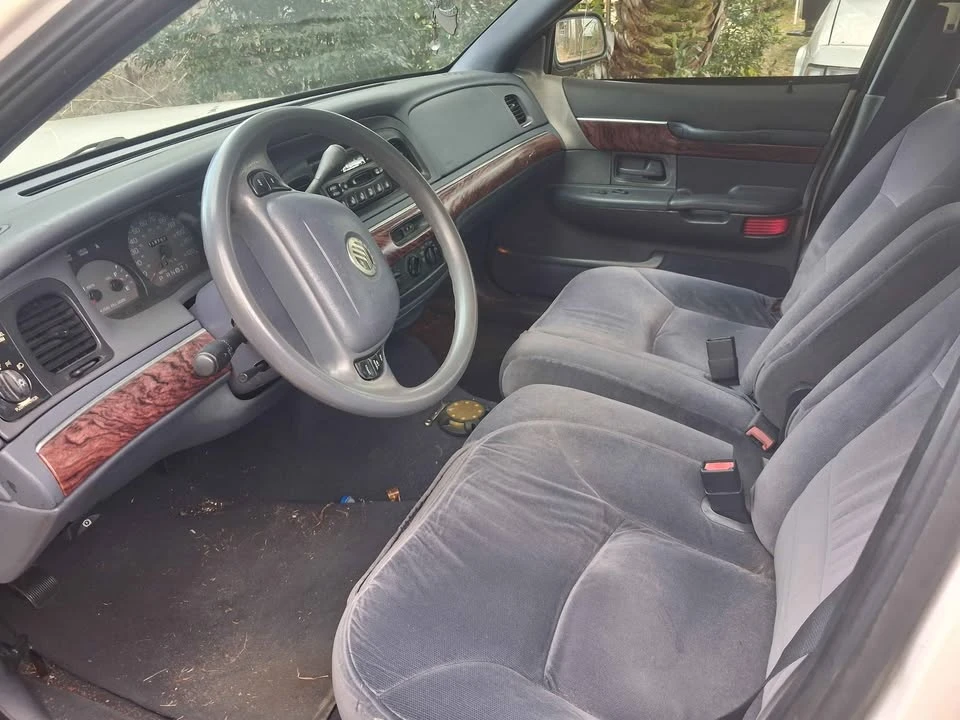 2001 Mercury Grand Marquis - Image 12 of 20