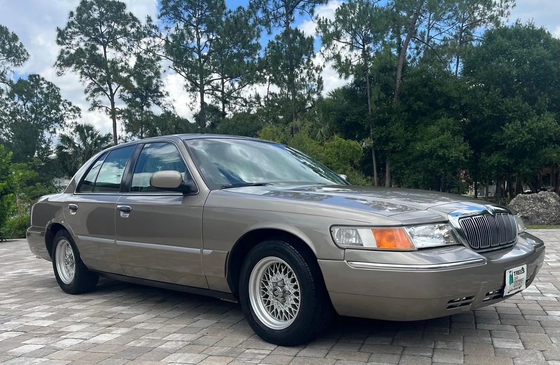 2001 Mercury Grand Marquis - Image 15 of 31