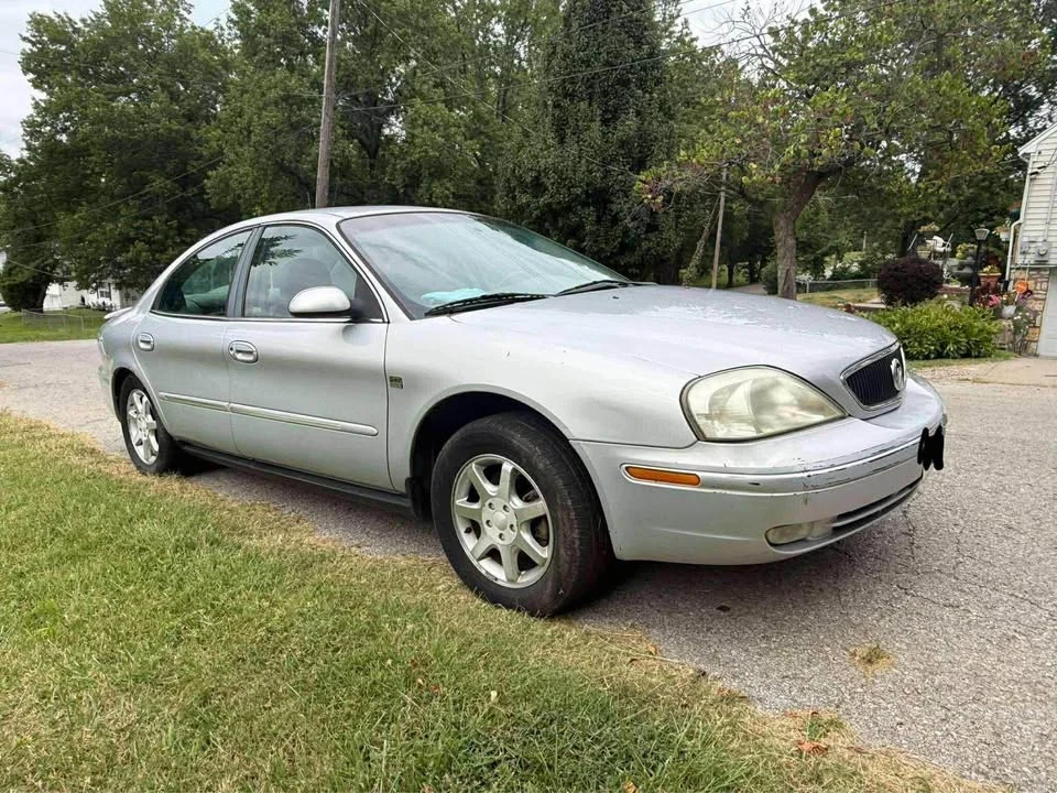2001 Mercury Sable - Image 2 of 11