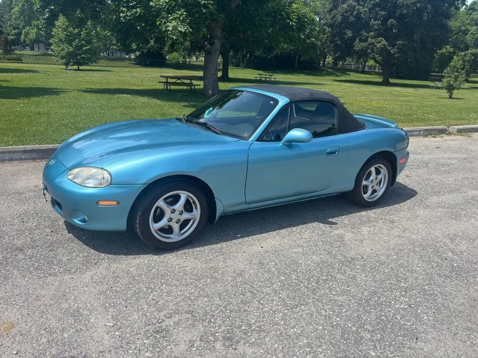 2001 Mazda NB MX-5 Miata - Image 3 of 5
