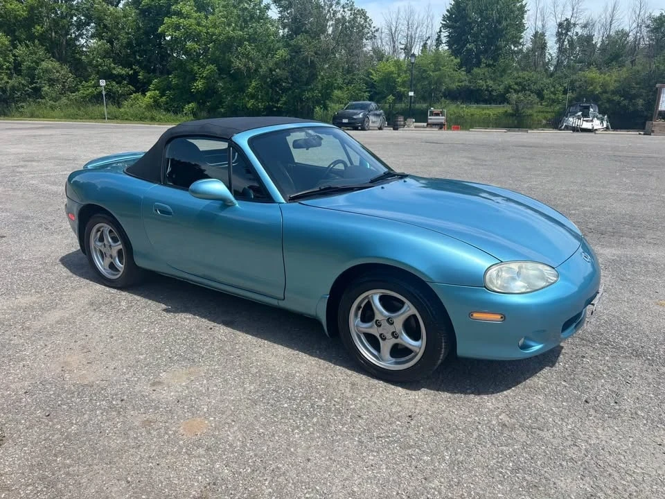 2001 Mazda NB MX-5 Miata - Image 4 of 5