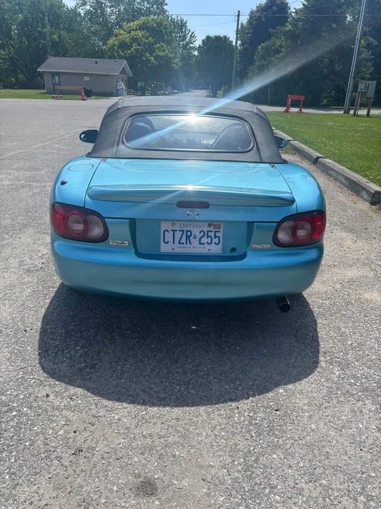 2001 Mazda NB MX-5 Miata - Image 5 of 5