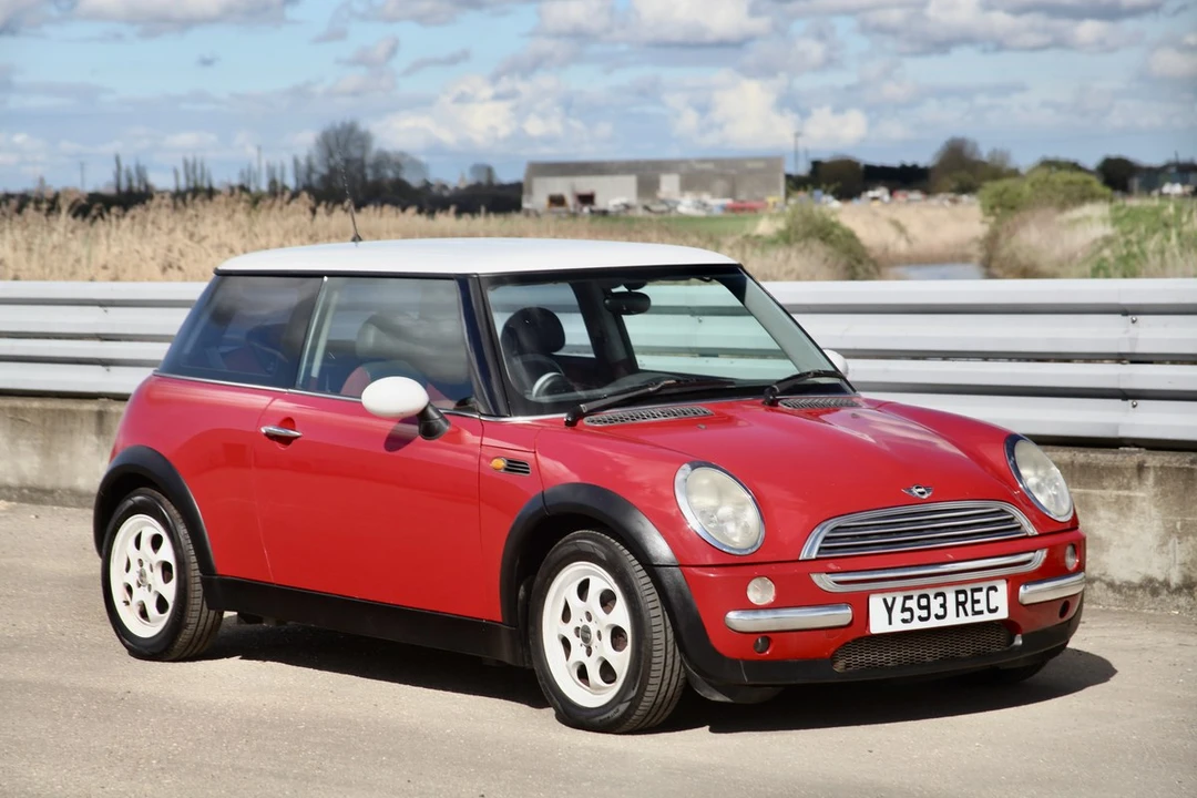 2001 Mini Mini 1st Gen - Image 16 of 30