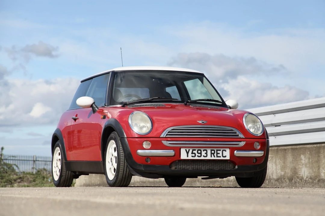 2001 Mini Mini 1st Gen - Image 2 of 30