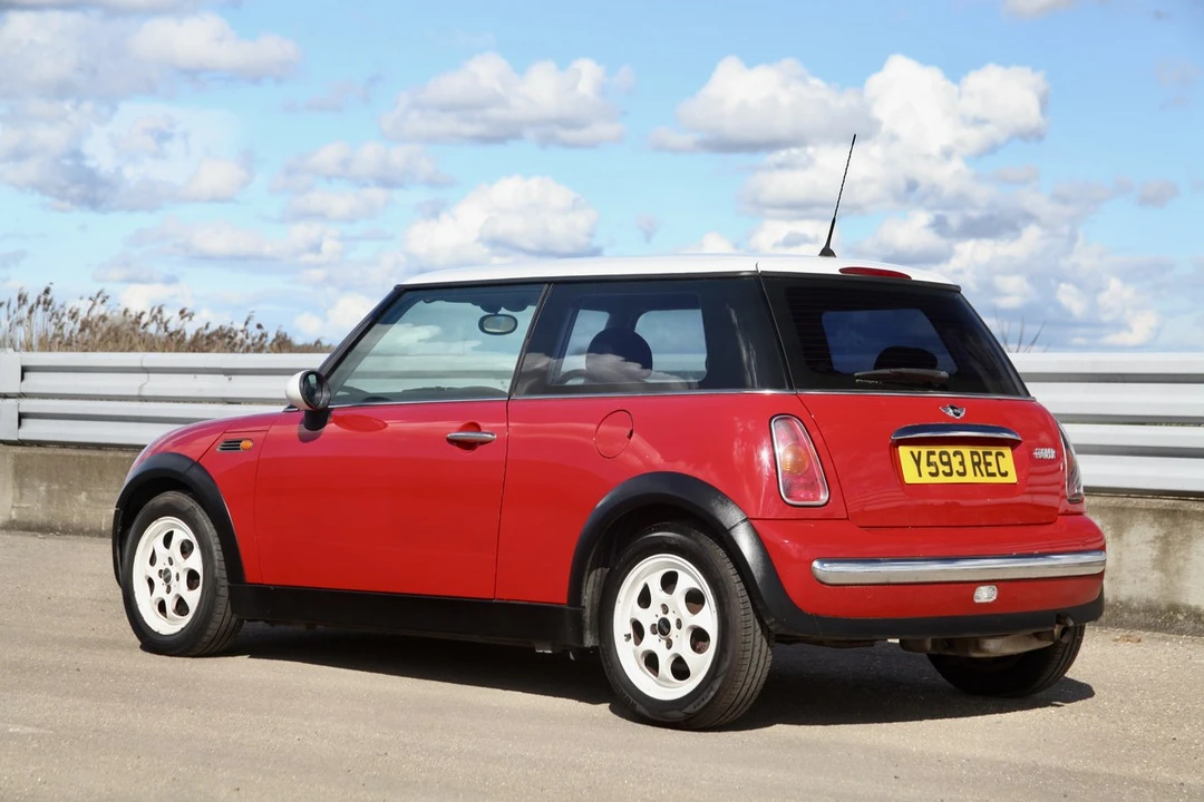2001 Mini Mini 1st Gen - Image 8 of 30