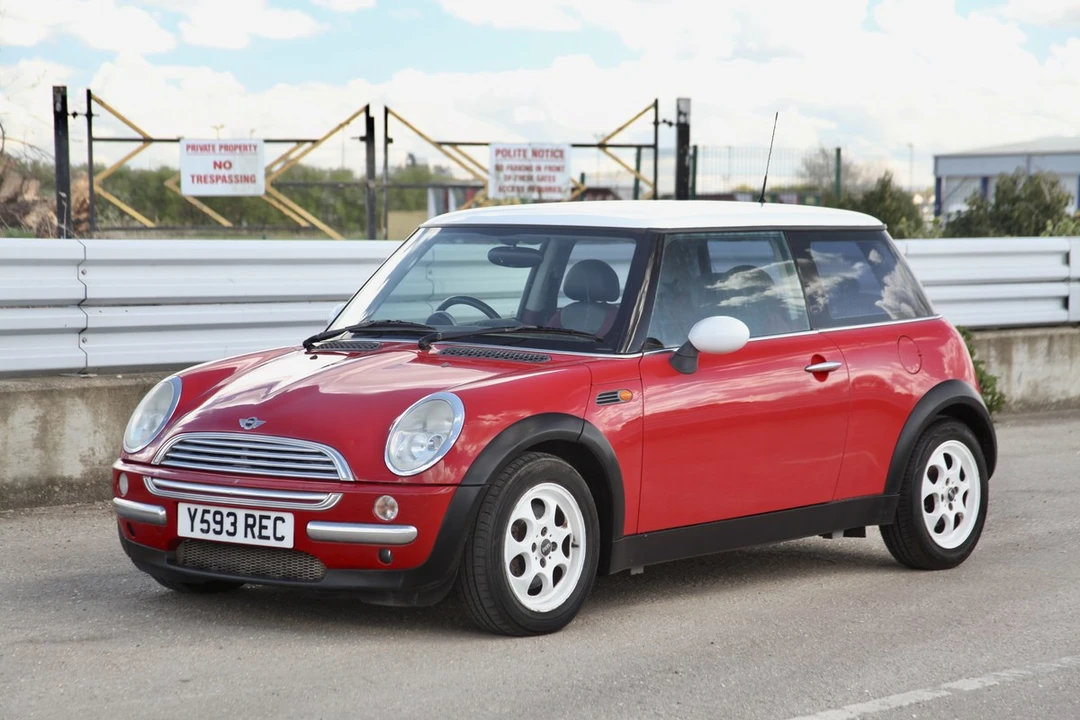 2001 Mini Mini 1st Gen - Image 12 of 30