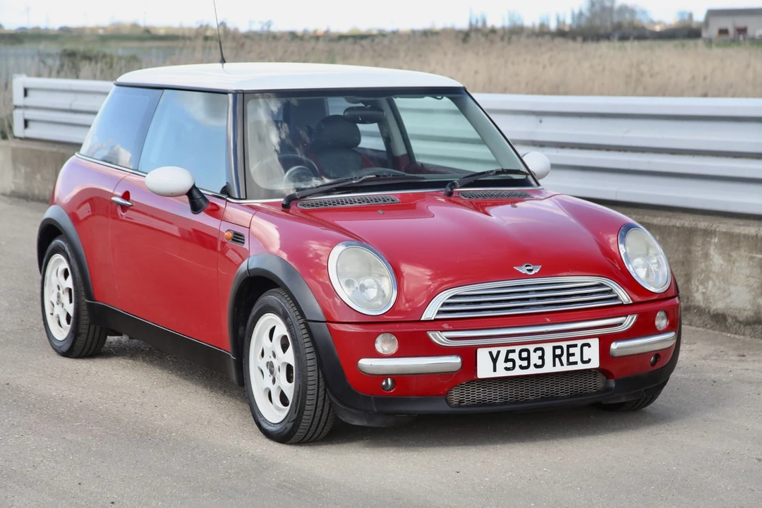 2001 Mini Mini 1st Gen - Image 14 of 30