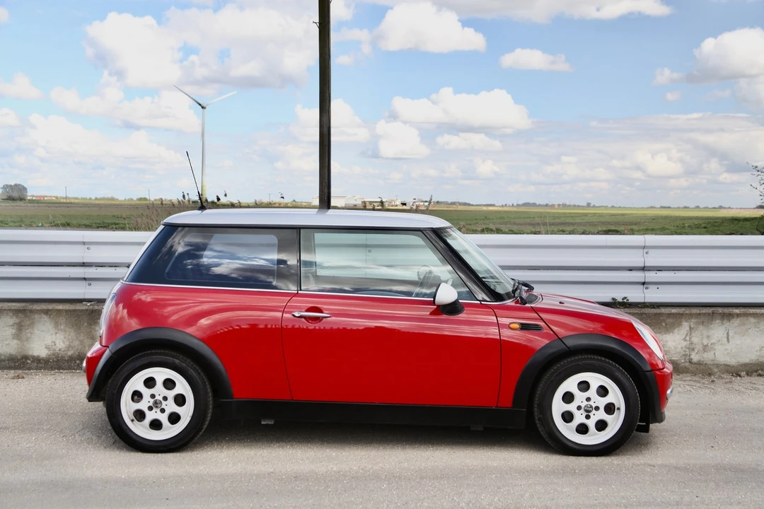 2001 Mini Mini 1st Gen - Image 6 of 30