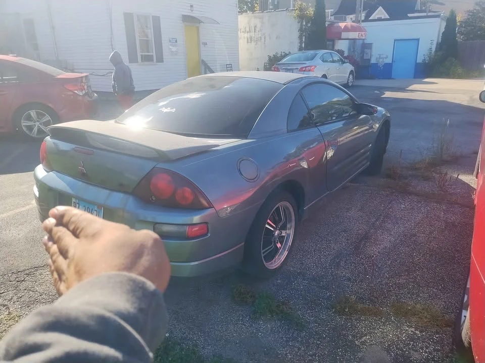 2001 Mitsubishi Eclipse 3rd Gen - Image 4 of 12