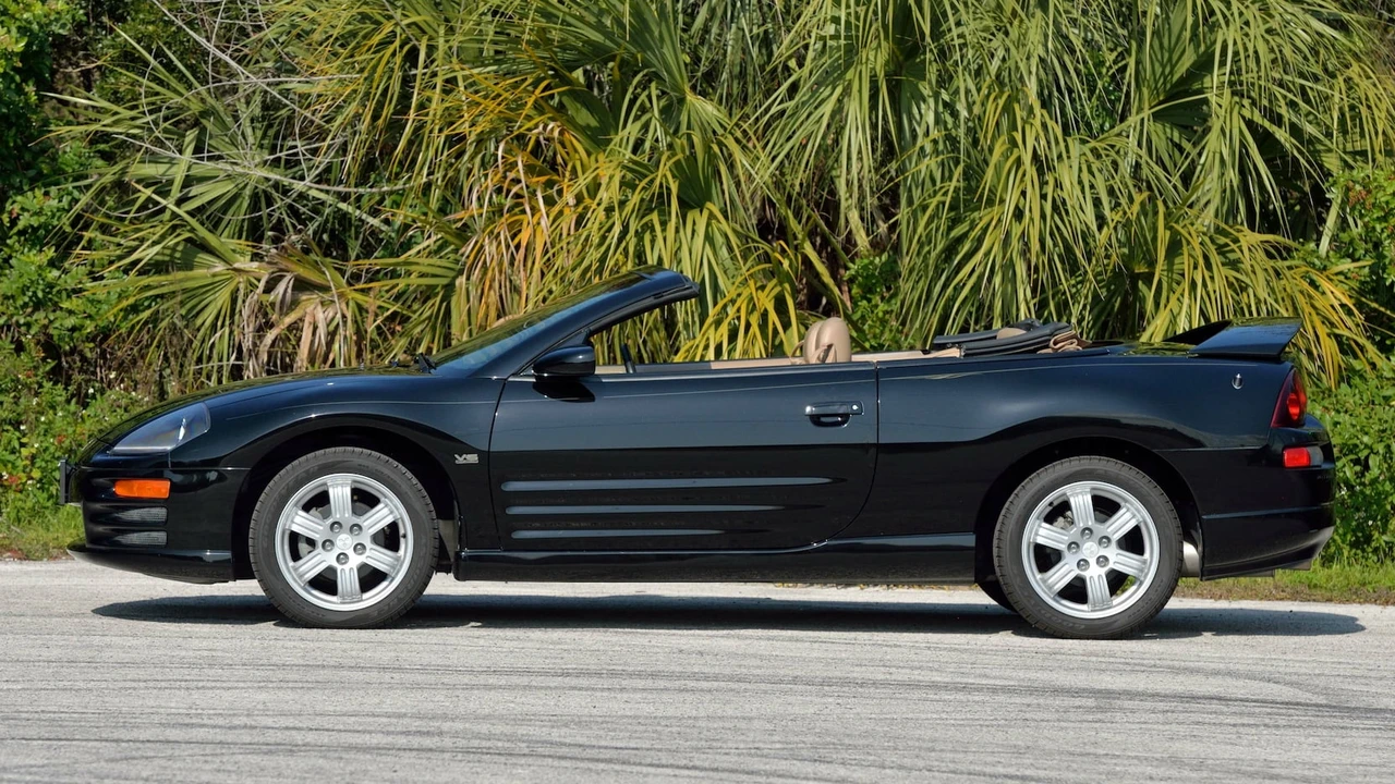 2001 Mitsubishi Eclipse 3rd Gen - Image 8 of 23