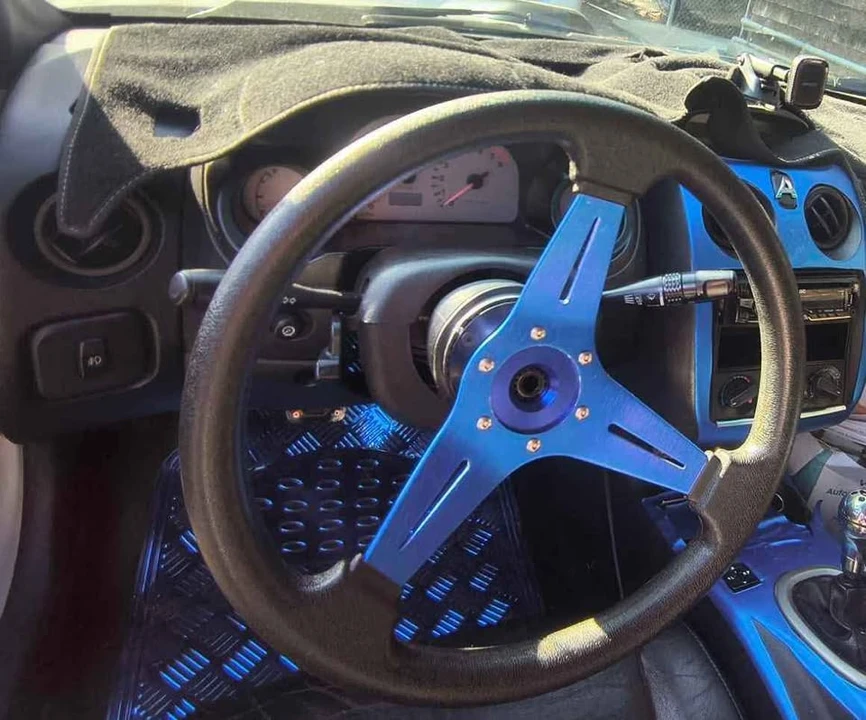 2001 Mitsubishi Eclipse 3rd Gen - Image 2 of 6