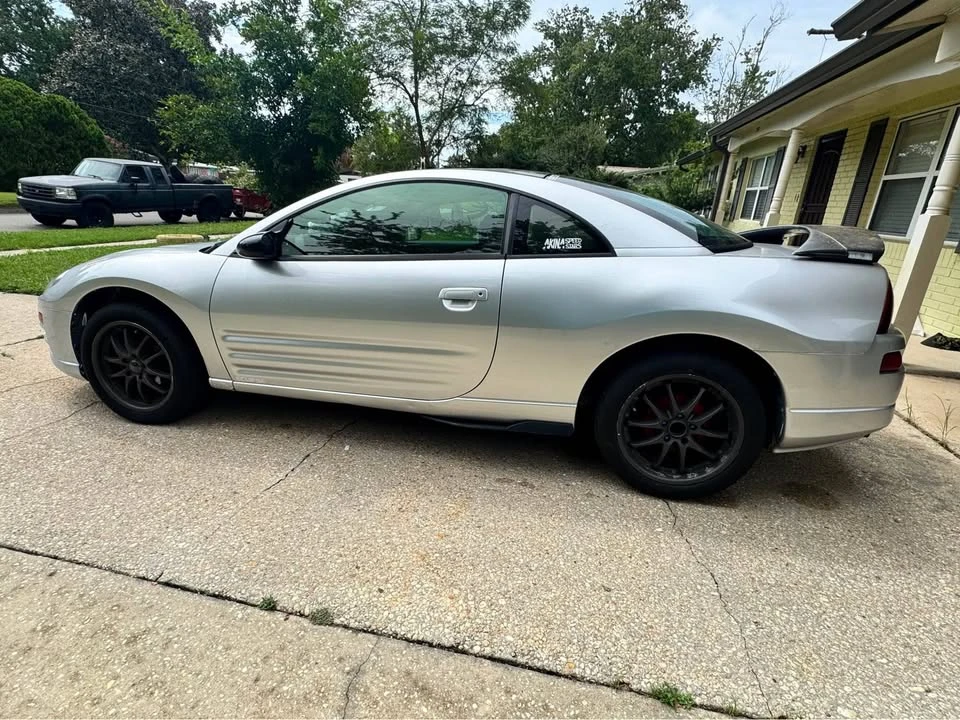 2001 Mitsubishi Eclipse 3rd Gen - Image 2 of 9