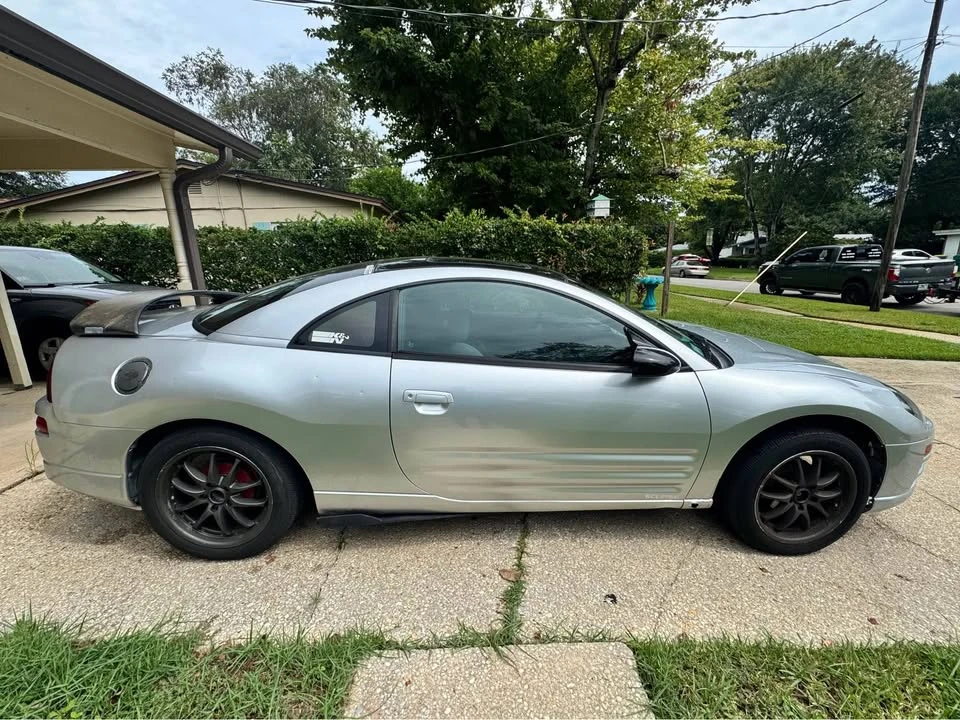 2001 Mitsubishi Eclipse 3rd Gen - Image 3 of 9