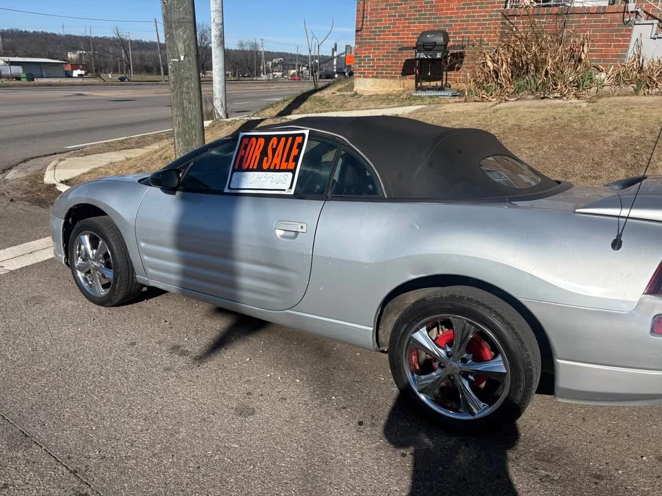 2001 Mitsubishi Eclipse 3rd Gen - Image 2 of 3