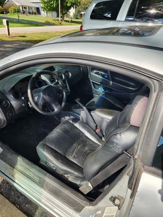 2001 Mitsubishi Eclipse 3rd Gen - Image 12 of 13