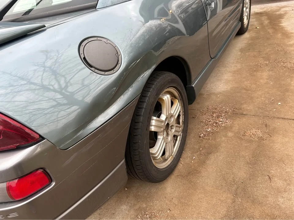2001 Mitsubishi Eclipse - Image 10 of 10