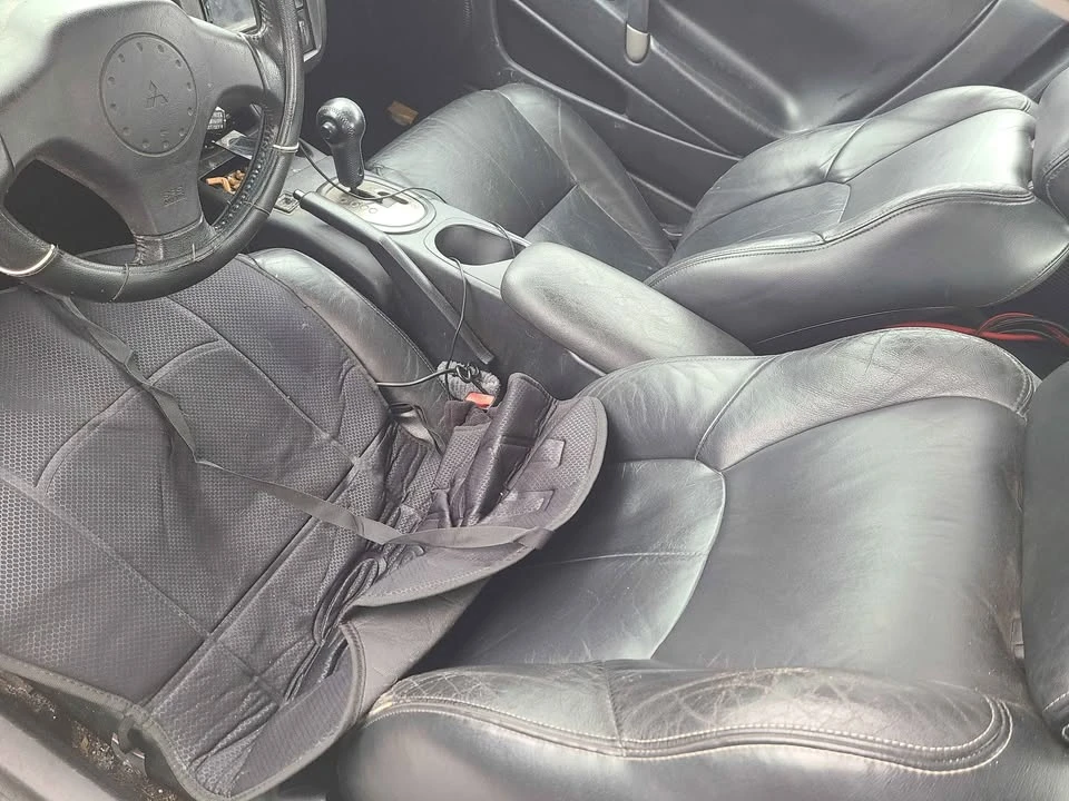 2001 Mitsubishi Eclipse 3rd Gen - Image 8 of 11