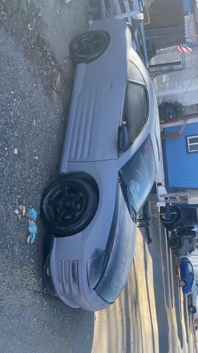 2001 Mitsubishi Eclipse 3rd Gen - Image 2 of 2