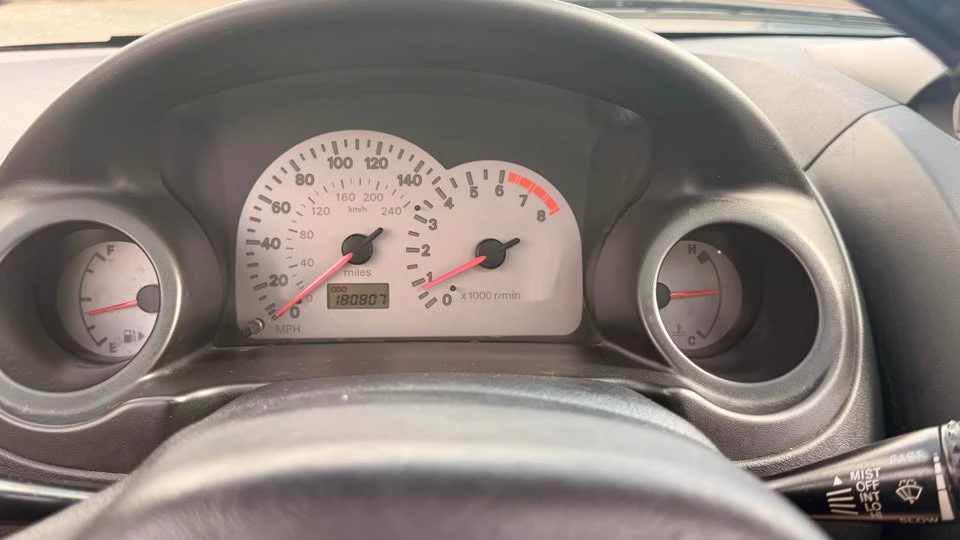 2001 Mitsubishi Eclipse 3rd Gen - Image 13 of 13