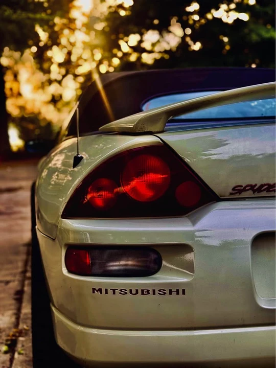 2001 Mitsubishi Eclipse 3rd Gen - Image 2 of 8