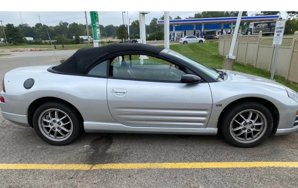 2001 Mitsubishi Eclipse 3rd Gen - Image 2 of 7