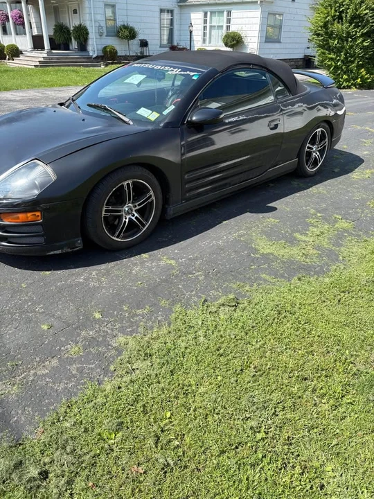 2001 Mitsubishi Eclipse 3rd Gen - Image 2 of 3