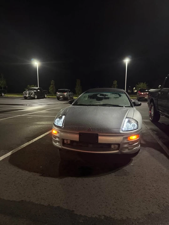 2001 Mitsubishi Eclipse 3rd Gen - Image 4 of 8