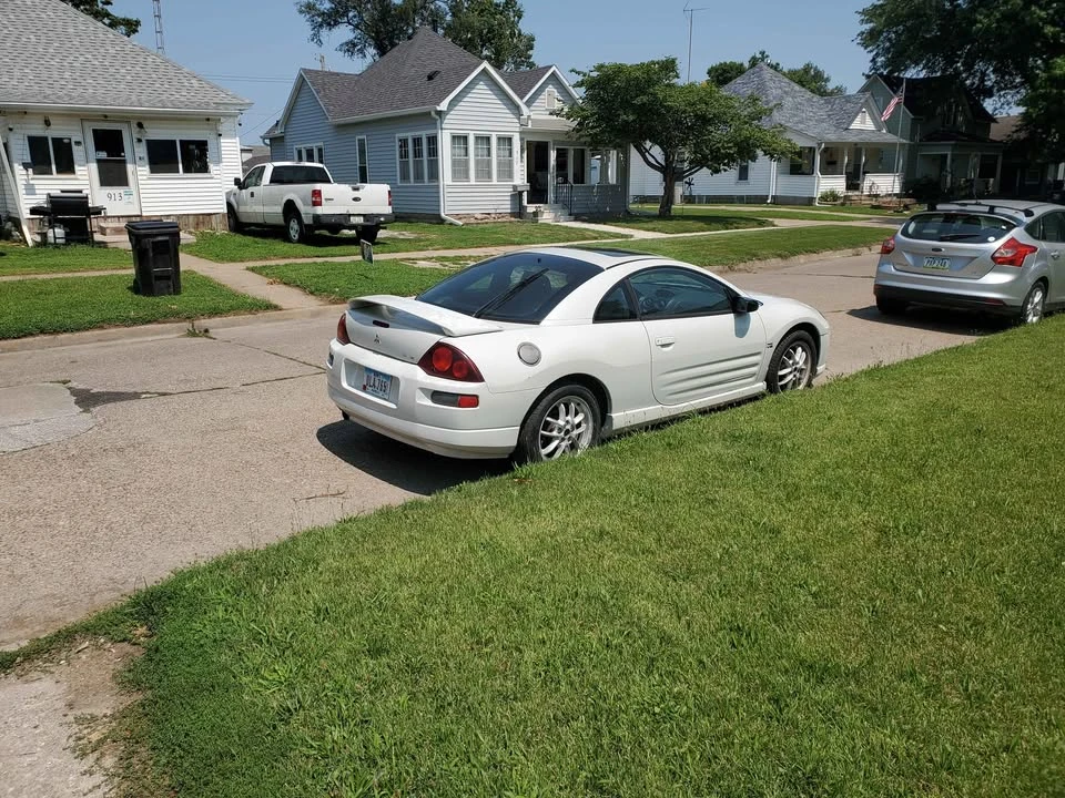 2001 Mitsubishi Eclipse 3rd Gen - Image 6 of 12