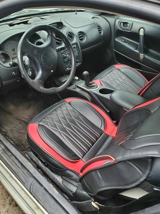 2001 Mitsubishi Eclipse 3rd Gen - Image 9 of 12