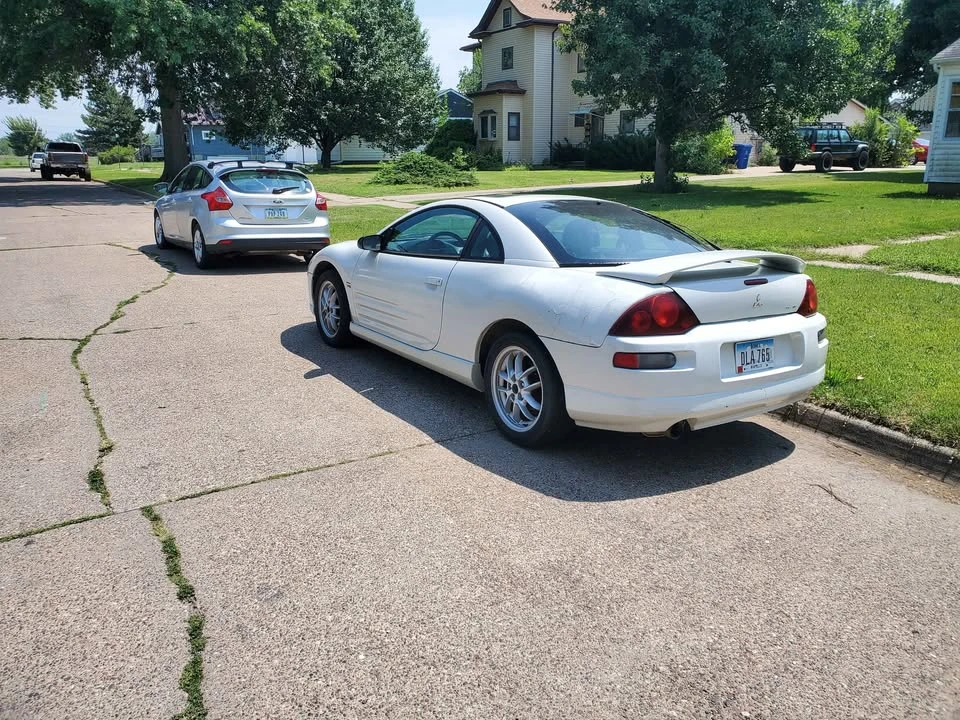 2001 Mitsubishi Eclipse 3rd Gen - Image 8 of 12