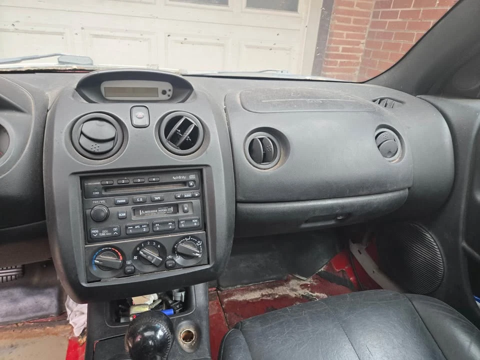 2001 Mitsubishi Eclipse 3rd Gen - Image 9 of 17