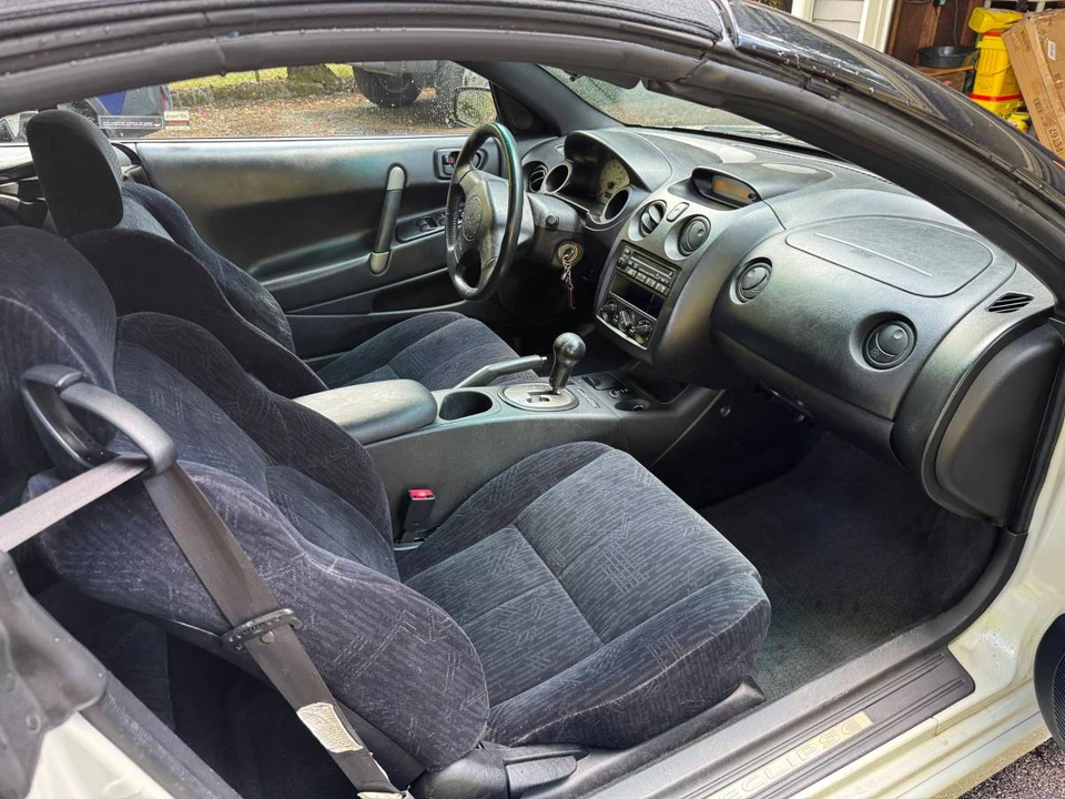 2001 Mitsubishi Eclipse 3rd Gen - Image 6 of 10