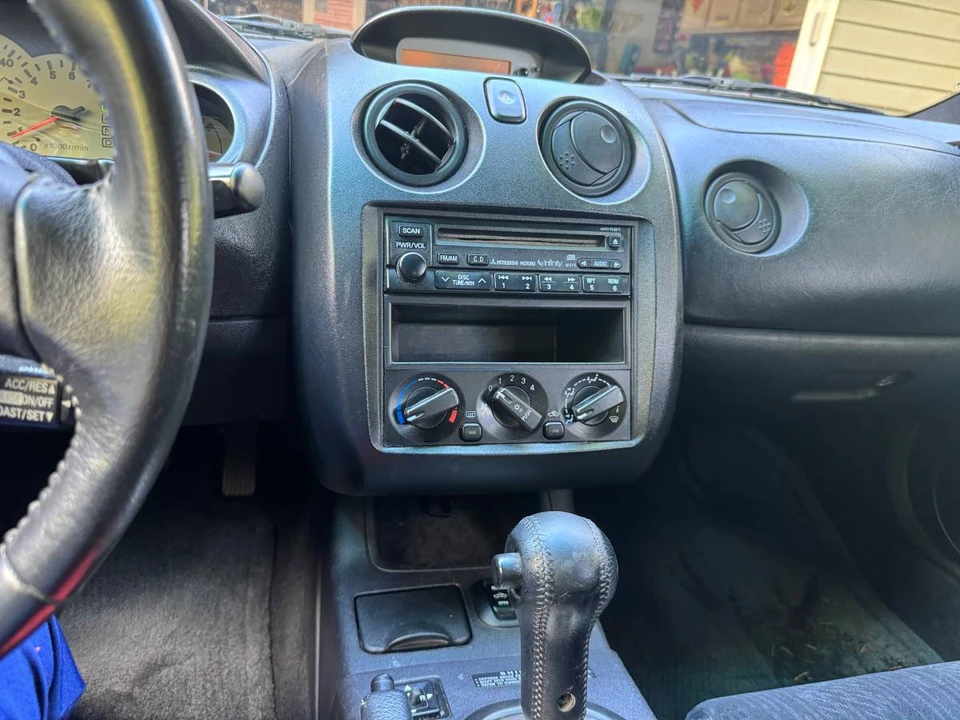 2001 Mitsubishi Eclipse 3rd Gen - Image 10 of 10