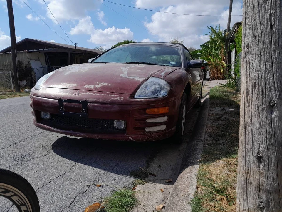 2001 Mitsubishi Eclipse 3rd Gen - Image 4 of 11