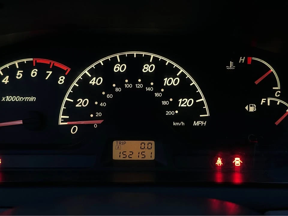 2001 Mitsubishi Lancer 8th Gen - Image 8 of 17
