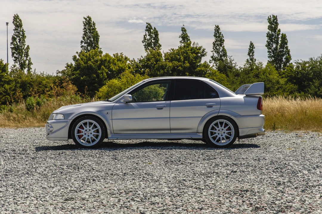 2001 Mitsubishi Lancer Evolution VI 6th Gen - Image 4 of 31