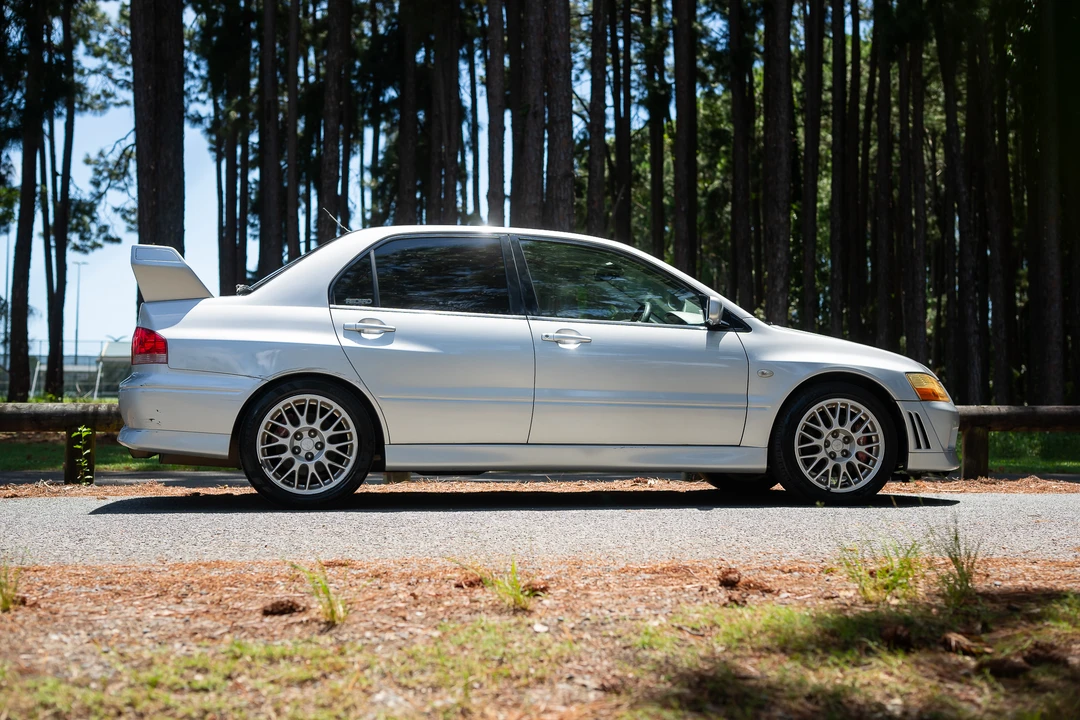 2001 Mitsubishi Lancer Evolution VII 7th Gen - Image 4 of 31