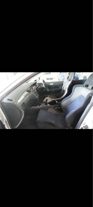 2001 Mitsubishi Lancer - Image 12 of 18