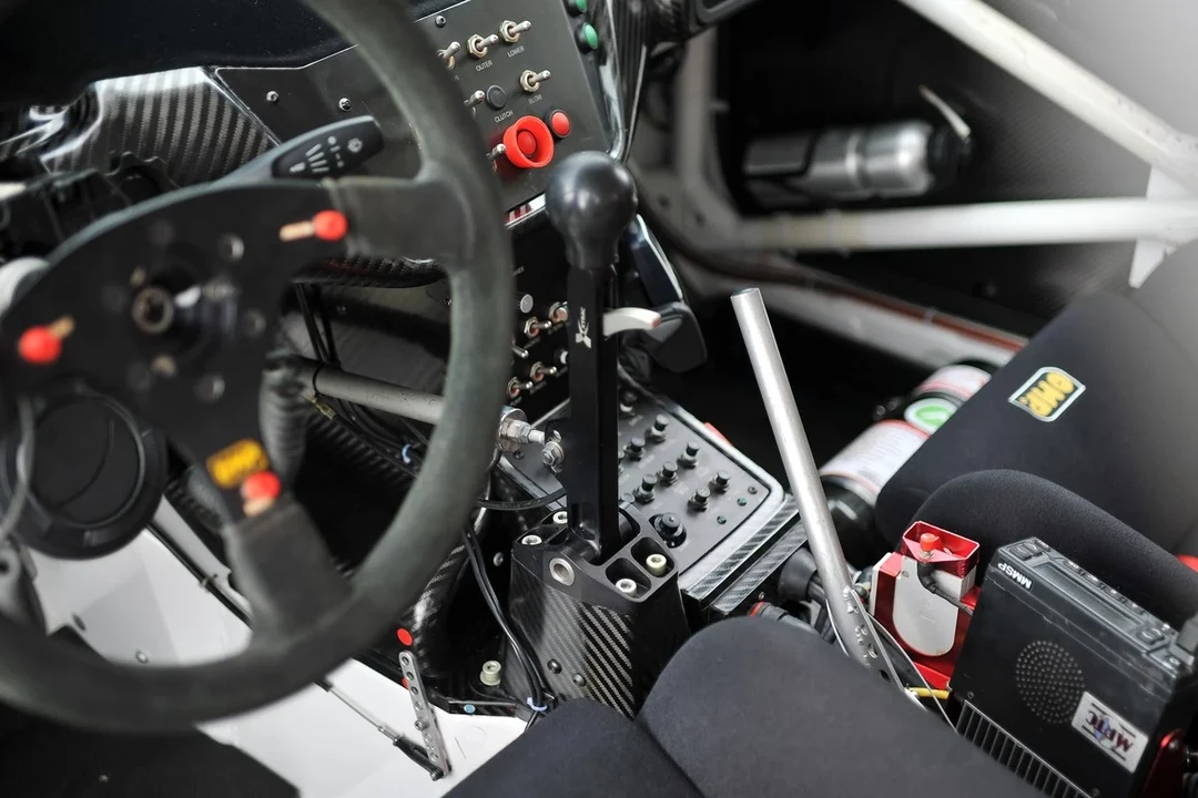 2003 Mitsubishi Lancer Evolution VII 7th Gen - Image 22 of 30